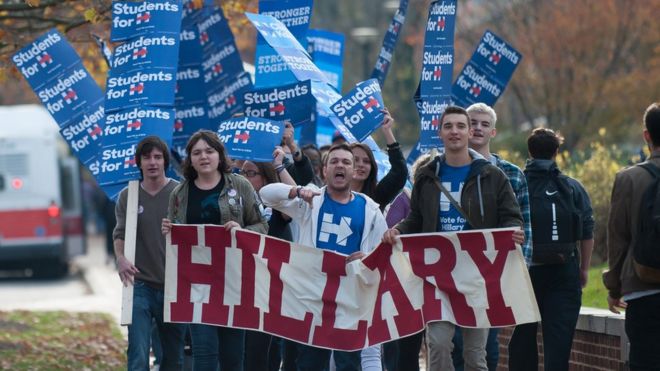 Un grupo que apoya a Hillary