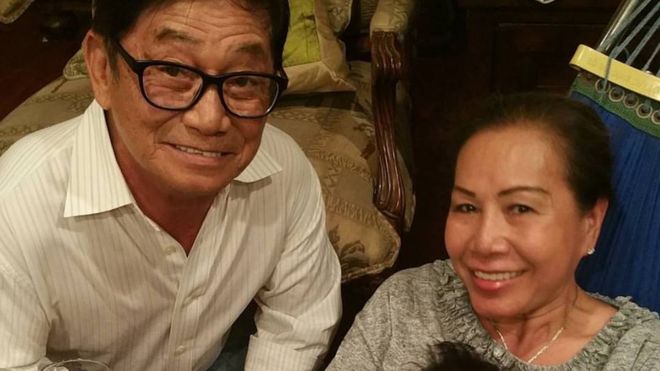 Bà Helen Huỳnh cùng chồng, ông Huỳnh Thơ Viện, vào dịp Tết Nguyên Đán năm ngoái