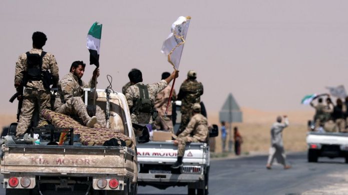 Fuerzas de FSD avanzan hacia Raqa