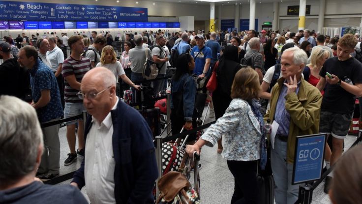 Gatwick Airport British Airways check-in line