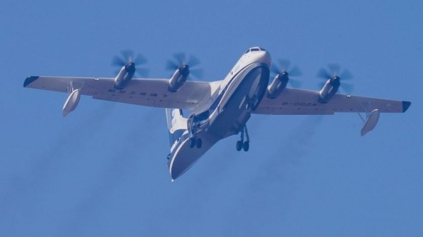 World’s largest amphibious plane has flight debut in China (bbc.com)