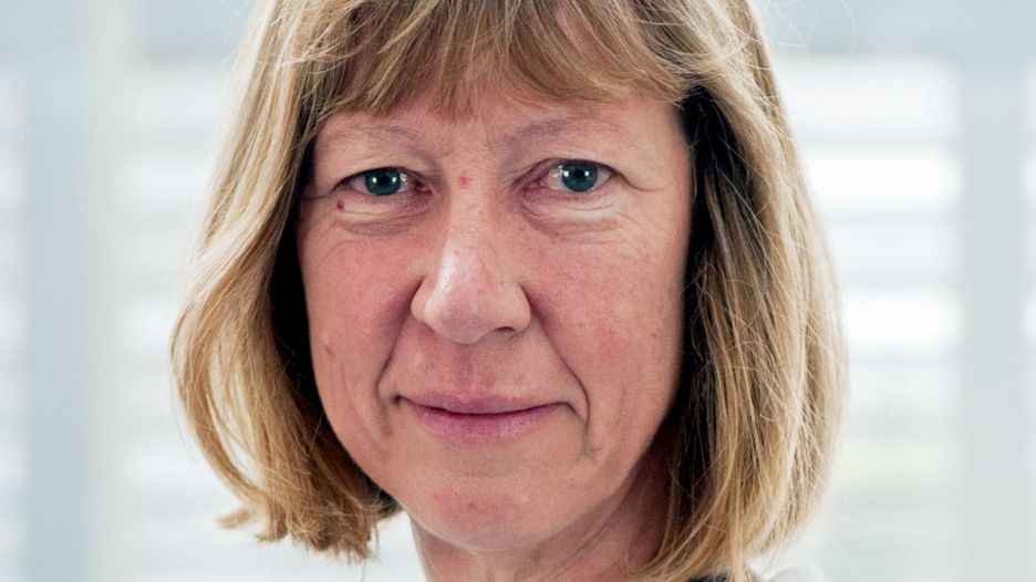 Oxfam executive resigns over handling of sex claims (bbc.com)