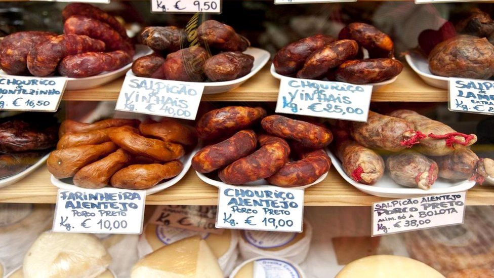 https://ichef-1.bbci.co.uk/news/976/cpsprodpb/13112/production/_97789087_jews1.jpg