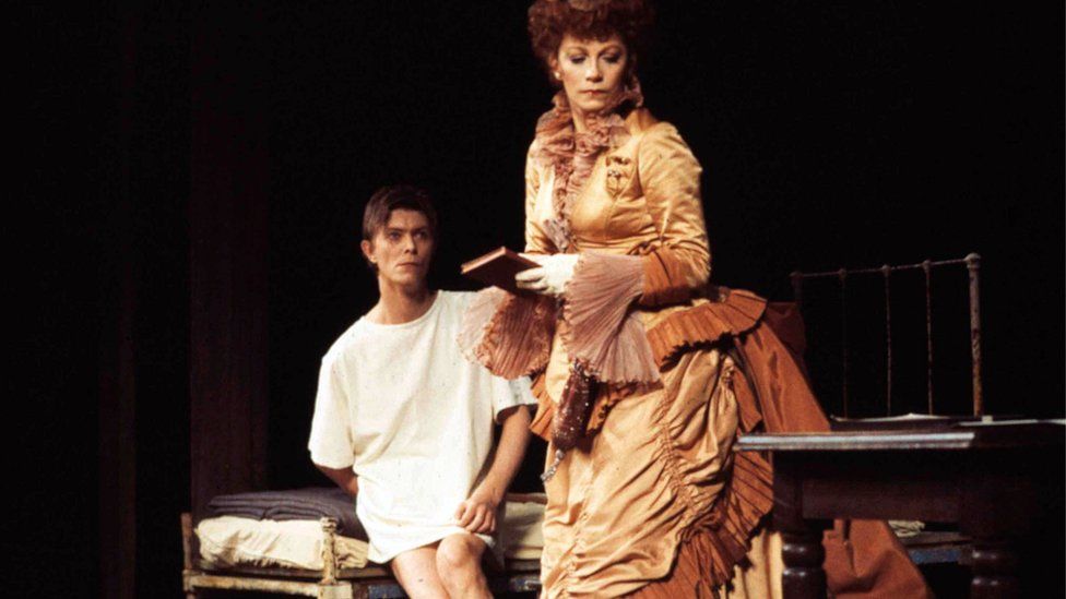 David Bowie and Patricia Elliot in the Broadway performance of The Elephant Man