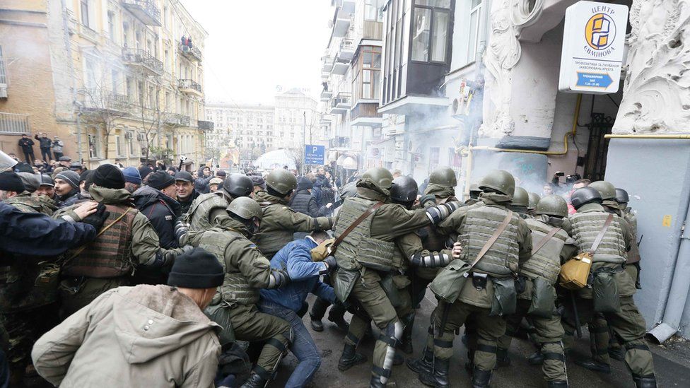 сутички