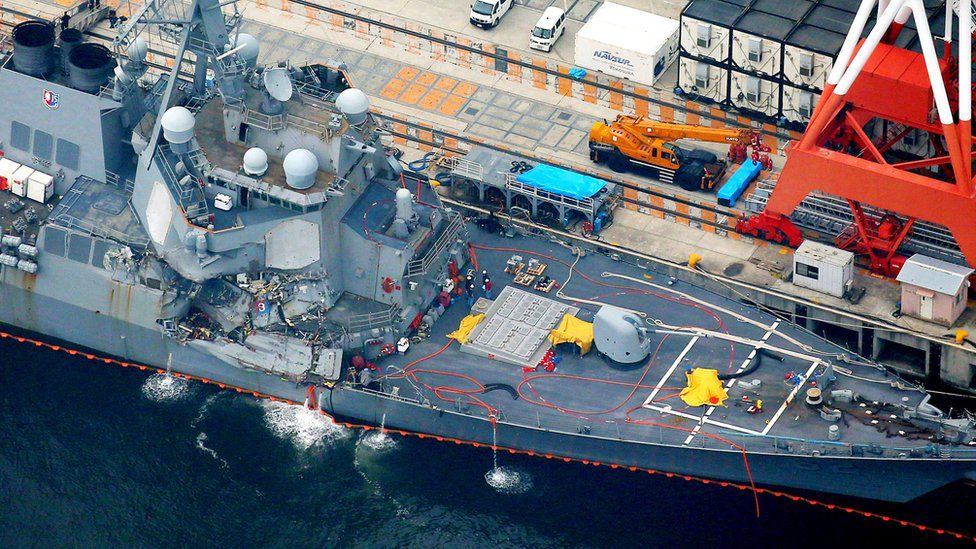 航拍停泊於日本橫須賀美國艦隊基地的菲茲傑拉德號（18/6/2017）