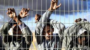 لماذا يشعر المواطن العربي أنه "رخيص" في بلده؟