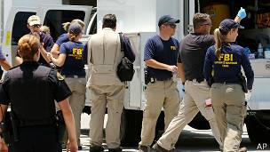 FBI en una operación 