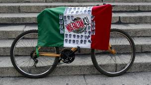 Bicicleta con la bandera