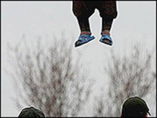عکس آرشیوی از صحنه اعدام در ایران
