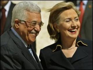 Mahmoud Abbas e Hillary Clinton em Ramallah