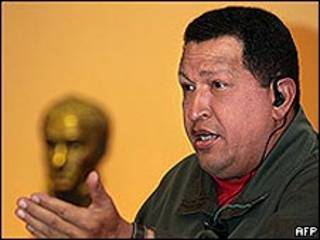 Hugo Chávez (arquivo)