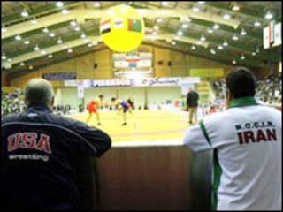 مربیان ایرانی و آمریکایی در جام تختی 2007 - عکس از وبسایت وزارت خارجه آمریکا