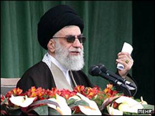 آیت الله خامنه ای