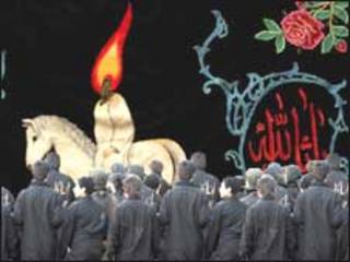 اثری از صادق تیرافکن