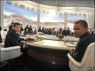 Nicolas Sarkozy e Barack Obama em reunião do G8