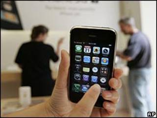 الطراز الجديد من أي فون 3GS