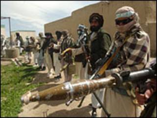 Taliban militanları