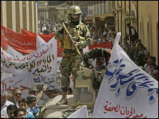 مظاهرة لللكتاب والصحفيين العراقيين