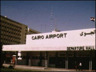 مطار القاهرة