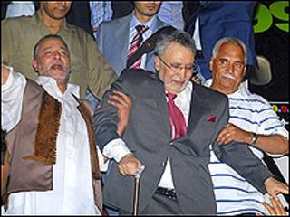 اتهم وزير العدل الاسكتلندي باتخاذ قراره استنادا على رأي طبيب واحد