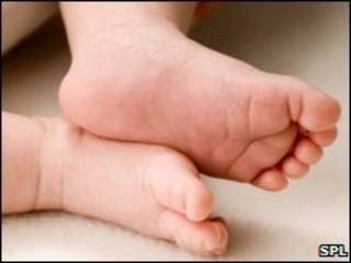 Pés de bebê