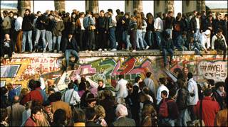 Berlin duvarının yıkılışı