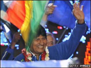 O presidente da Bolívia, Evo Morales, no comício de encerramento de sua campanha à reeleição