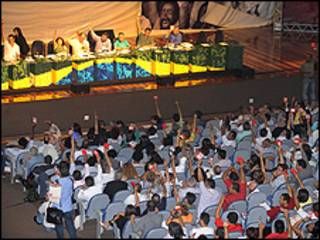 Delegados congresso do PT votam regimento interno do partido (foto: Fabio Rodrigues Pozzebom/ABr)