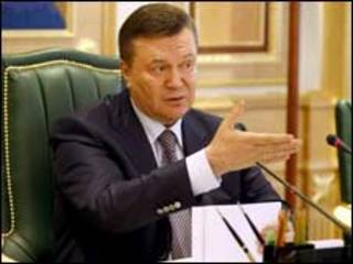 В. Янукович