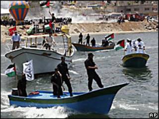 Botes en Gaza esperan la llegada de los activistas