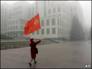 Коммунистка на улицах Минска