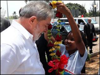 Lula visita instalações do Instituto Nacional de Educação a Distância (Ined), em Maputo. Foto: Ricardo Stuckert/Divulgação