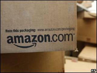 Пакет с товаром с сайта Amazon.com