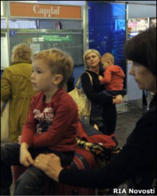 Клиенты компании Capital Tour в Шереметьево 17 ноября 2010 г.