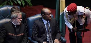 El presidente de Brasil, Inácio Lula da Silva y el primer ministro de Guyana, Bharrat Jagdeo