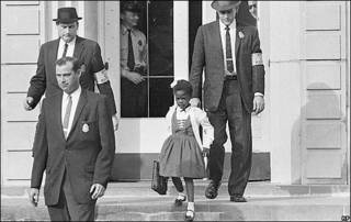 Ruby Bridges, escoltada a la escuela