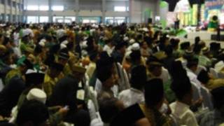 Di mana ormas moderat di tengah radikalisme? - BBC Indonesia