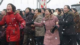 Người dân Triều Tiên kêu khóc trong tang lễ Kim Jong-il