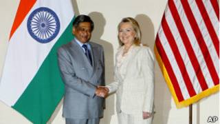 Ngoại trưởng Mỹ, H.Clinton, và Ngoại trưởng Ấn, S.M.Krishna