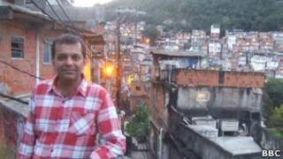 Suketu Mehta visita o Morro do Cantagalo