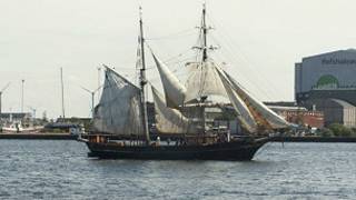 "Tres Hombres"