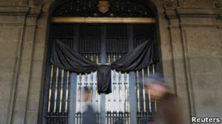 Luto en edificio de gobierno de Ciudad de México