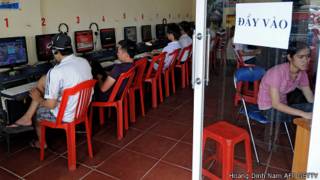 Người dùng máy tinh ở Việt Nam