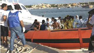 Abimukira bageze ku kirwa cya Lampedusa
