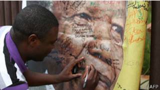 Duelo por Nelson Mandela