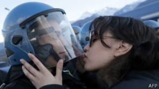 Beso protesta