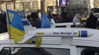 Поездку Автомайдана к резиденции президента в воскресенье посвятили Татьяне Черновол