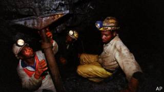 Mineros de Harmony Gold