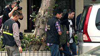 Policía detiene a sospechosos en Hong Kong